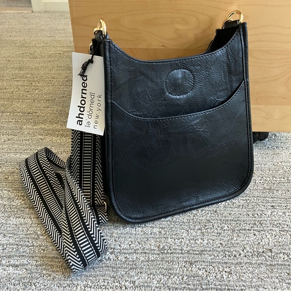 Ahdorned Bags Nwt Ahdorned Mini Vegan Leather Messenger In Black With Strap Poshmark